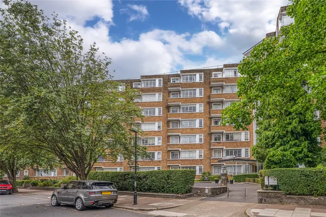 Prince Albert Road, St John's Wood, NW8, photo 3