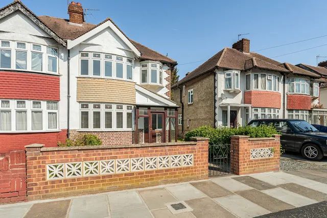 Grasmere Avenue, Whitton, TW3, photo 1