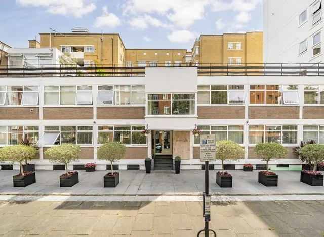 Mackennal Street, St John's Wood, NW8, photo 1