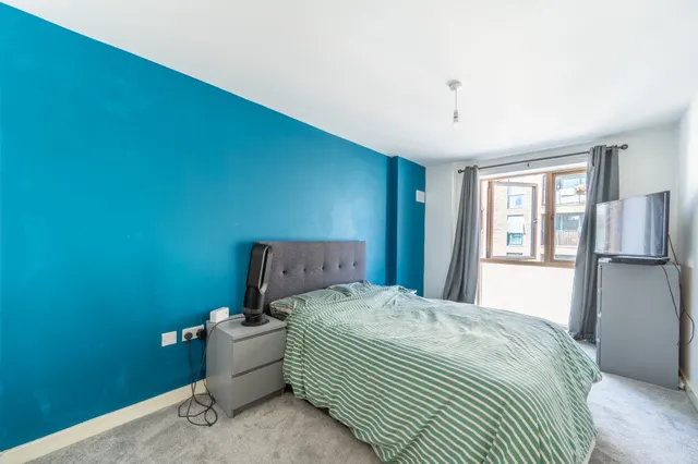 Photo 2 — Flat 22, Polkerris Apartments 1c, WEMBLEY