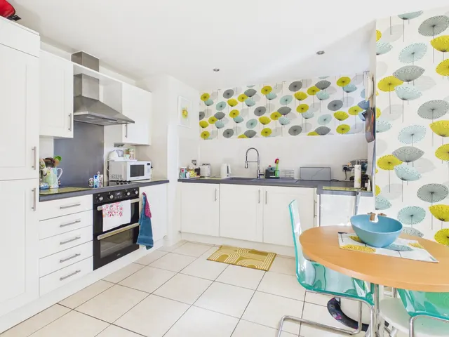 Stretton Close, Penn, HP10, photo 3