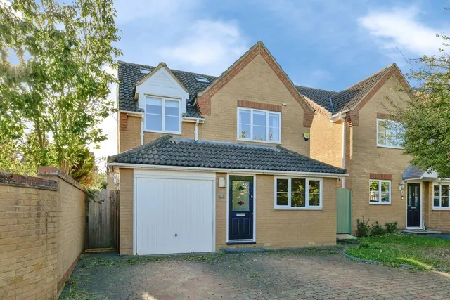 Sparrow Drive, Stevenage, SG2, photo 1