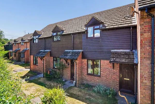 Frank Lunnon Close, Bourne End, SL8, photo 1