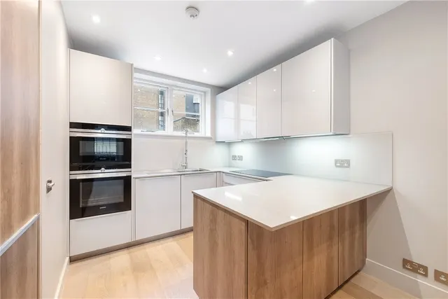 Photo 2 — Abingdon Road, London, W8