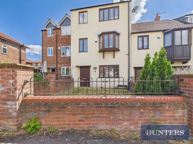High Green Court, Bridlington, photo 1