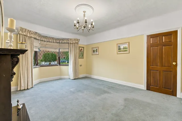 Northenden Road, Sale, M33, photo 3