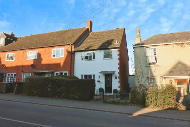 High Street, Codicote, SG4, photo 1