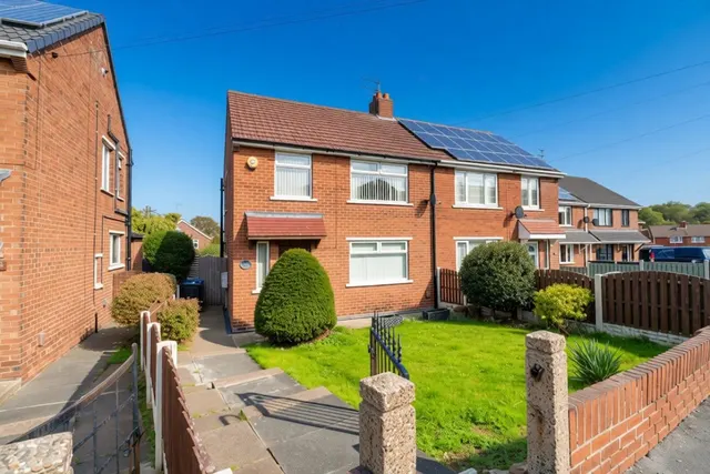 Peters Road, Edlington, DN12, photo 1
