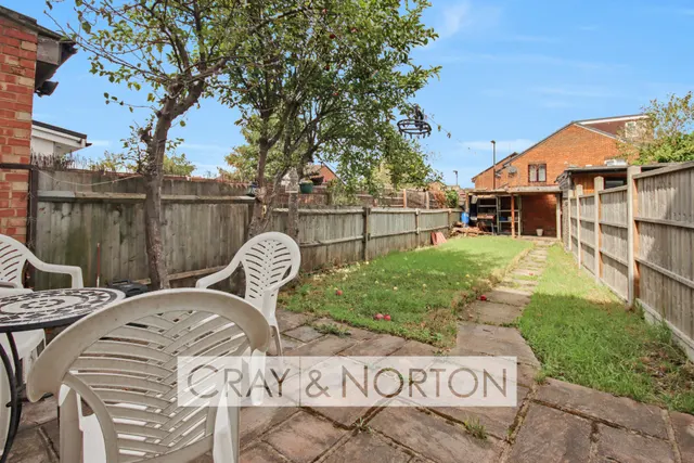 Photo 3 — Meadvale Road, Addiscombe, CR0 6JZ