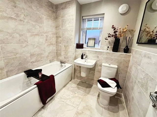 Stopes Road, Bolton, BL3, photo 3