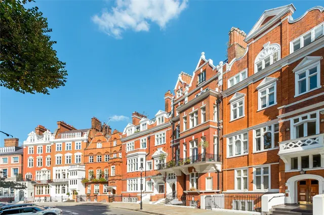 Photo 3 — Lennox Gardens, Knightsbridge, SW1X