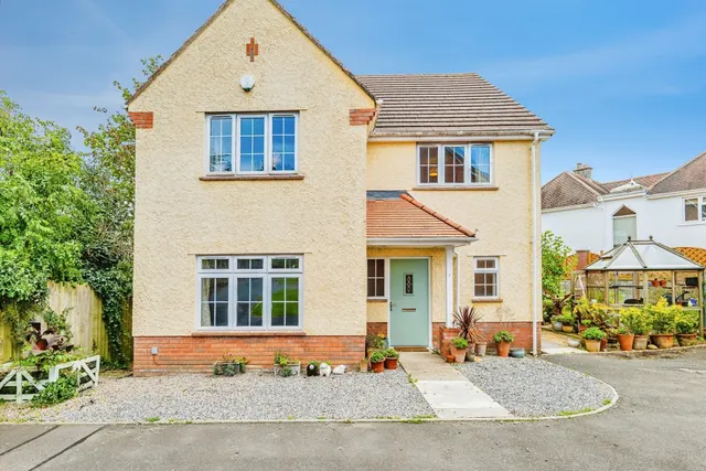 Leckwith Drive, Bridgend, CF31, photo 1