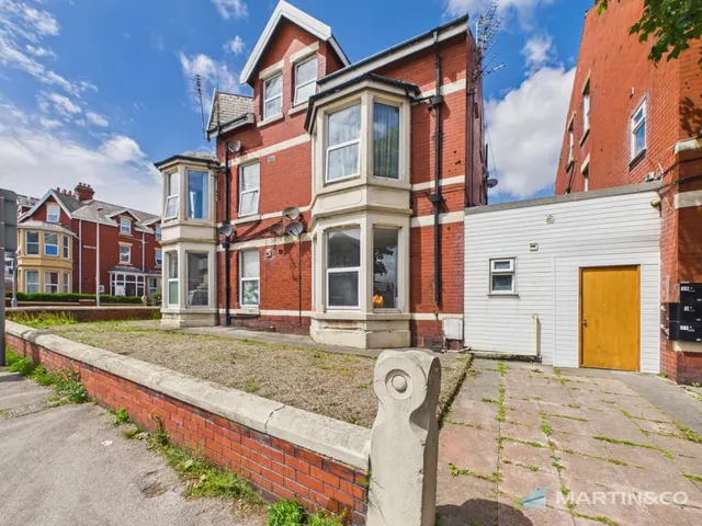 Hornby Road, Blackpool, photo 1