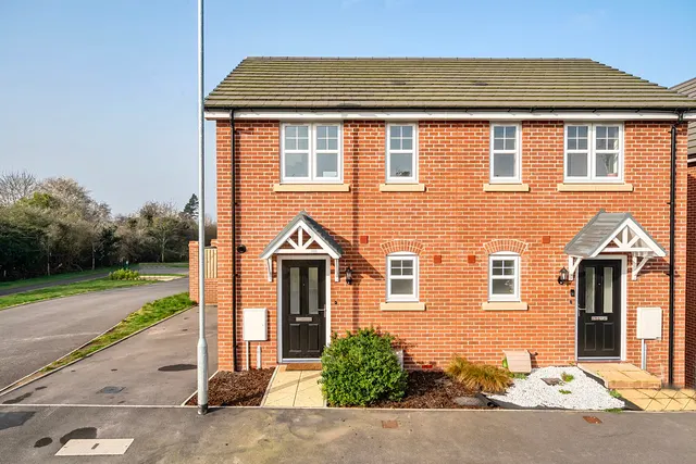 Orchid Close, Hereford, Herefordshire, photo 1
