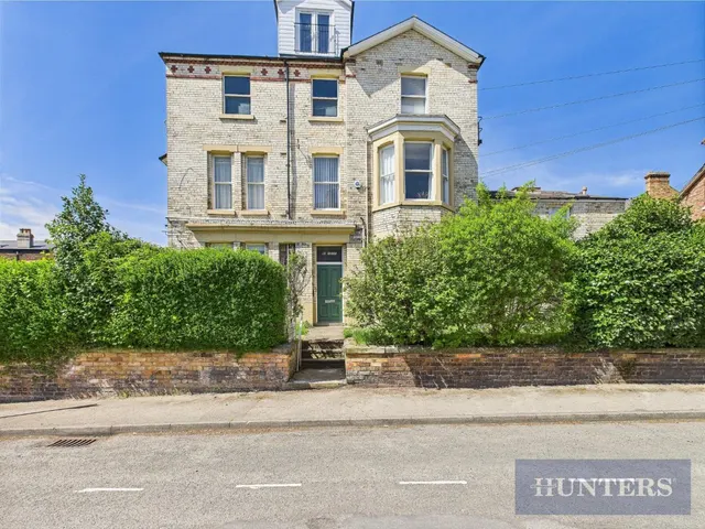 Cromwell Terrace, Scarborough, YO11, photo 1