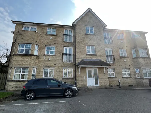 Trooper Lane, Halifax, HX3, photo 1