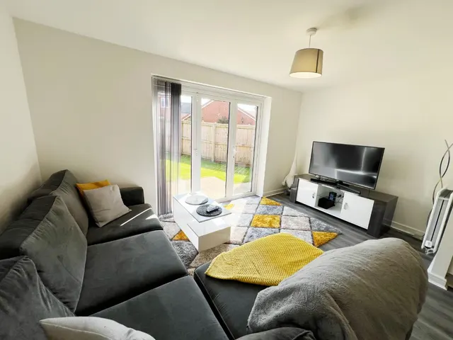 Bradbury Way, Chilton, DL17, photo 3