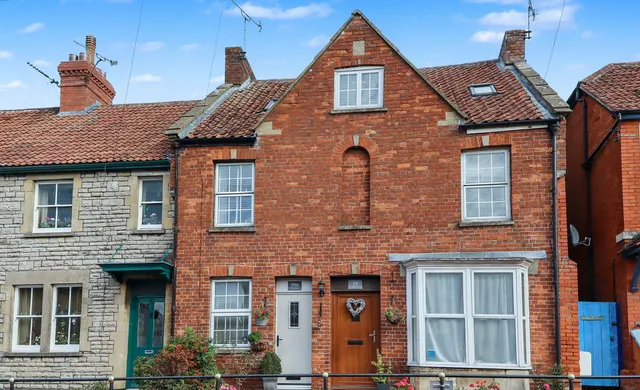 Chilkwell Street, Glastonbury, photo 1