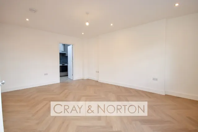North End, Croydon, CR0, photo 1