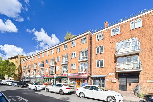 97b Hamlets Way, London, photo 1