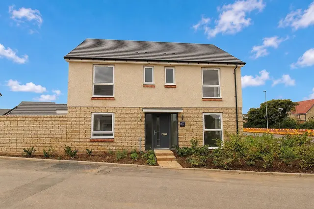 Rowden Chase, Chippenham, photo 1