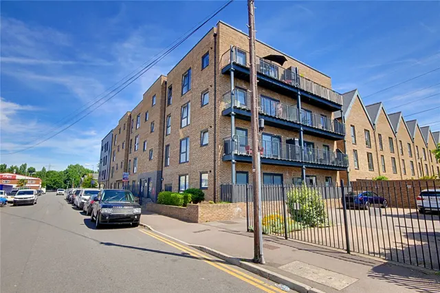 Liberty Court, Waltham Abbey, photo 1
