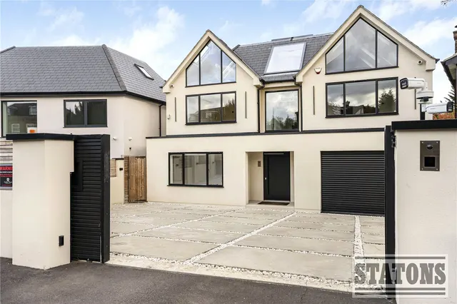 Parkgate Avenue, Hadley Wood, EN4, photo 1
