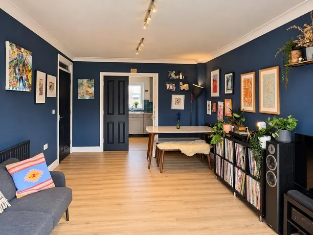 Ferndale Road, London, SW4, photo 3