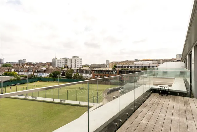 Broomhouse Lane, London, SW6, photo 3