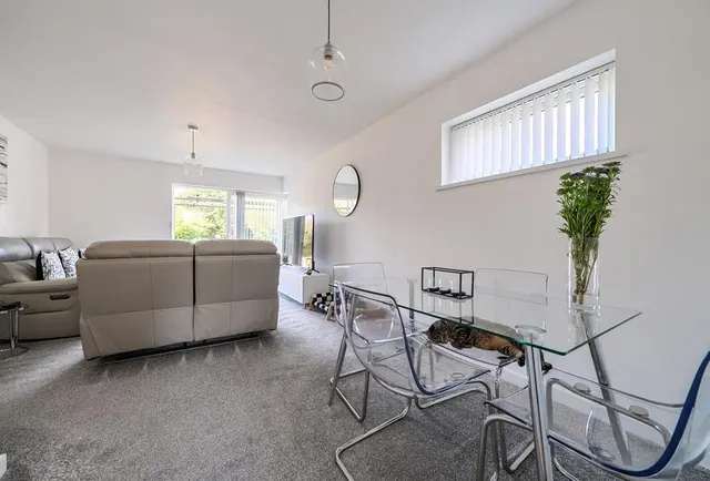 Chargrove, Yate, BS37, photo 3