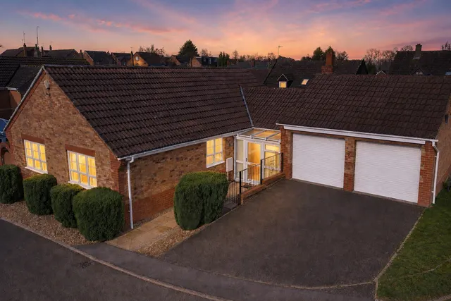 Long Acre, Brafield on the Green, NN7, photo 1
