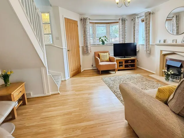 Hazeldene Road, Hamilton, LE5, photo 2