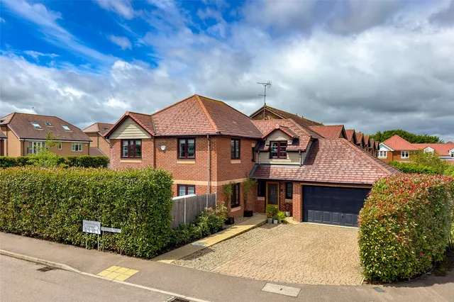 Miley Close, Harpenden, Hertfordshire, AL5 3DS, photo 1