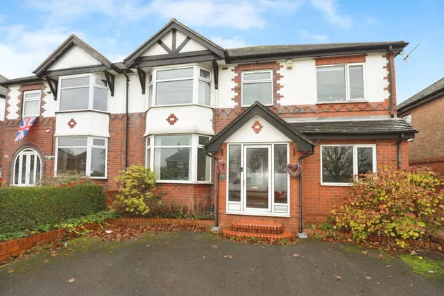 Grove Road, Stoke-On-Trent, photo 1