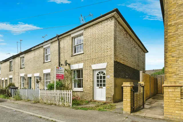 Gladstone Road, Ware, photo 1