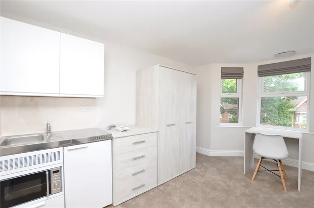 Church Lane East, Aldershot, GU11, photo 2