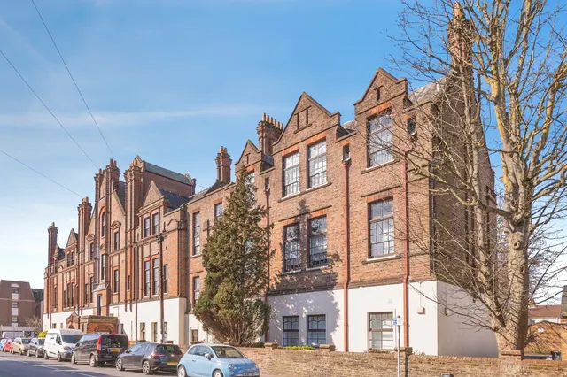 Lawrence Road, Southsea, photo 1