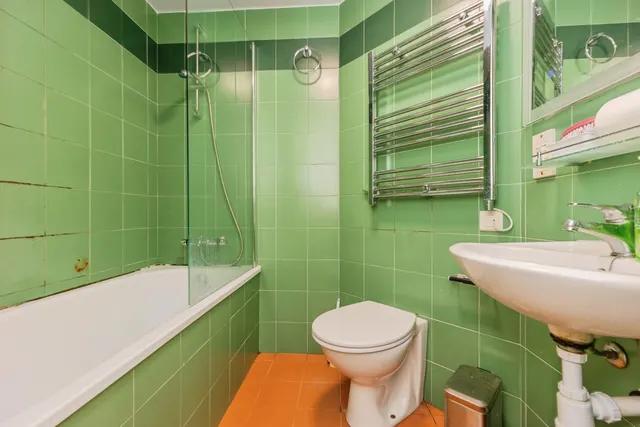 Photo 3 — Hathersage Road, Manchester, Greater Manchester, M13