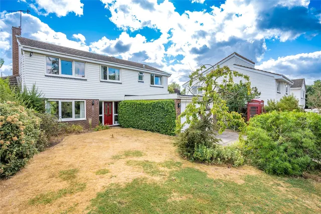 Photo 2 — Whitford Road, Bromsgrove, Worcestershire, B61 7ED
