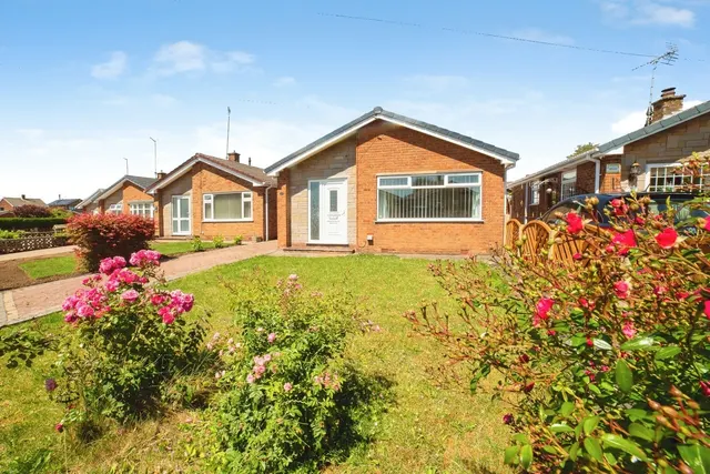 Roger Close, Sutton-in-Ashfield, Nottinghamshire, NG17, photo 1