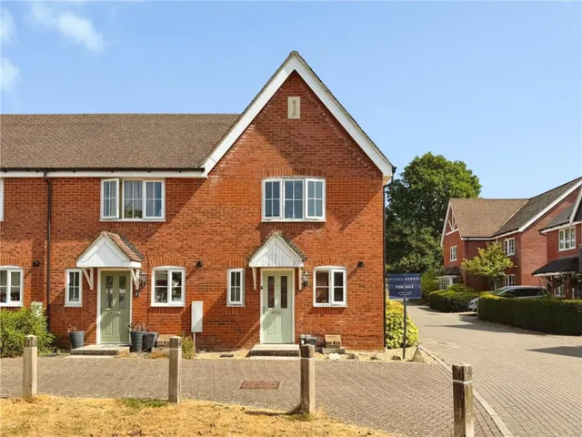 Wadham Close, Romsey, SO51, photo 1