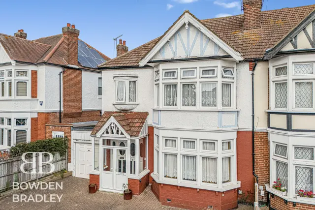 Cranbrook Road, Ilford, IG1, photo 1