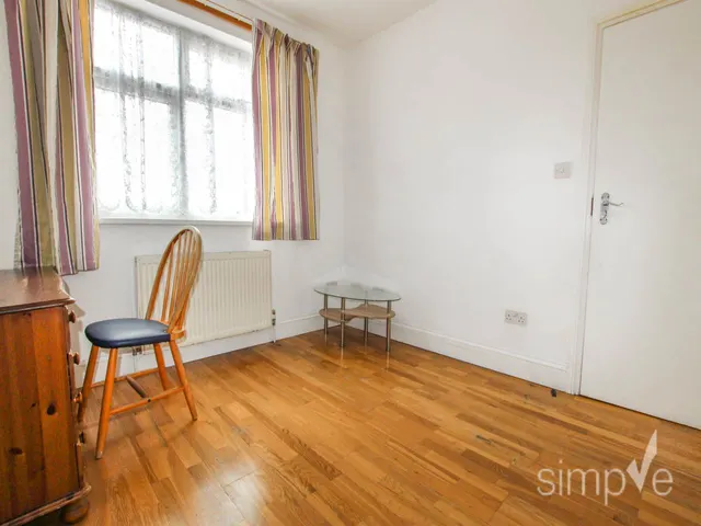 Western Road, Southall, UB2, photo 2
