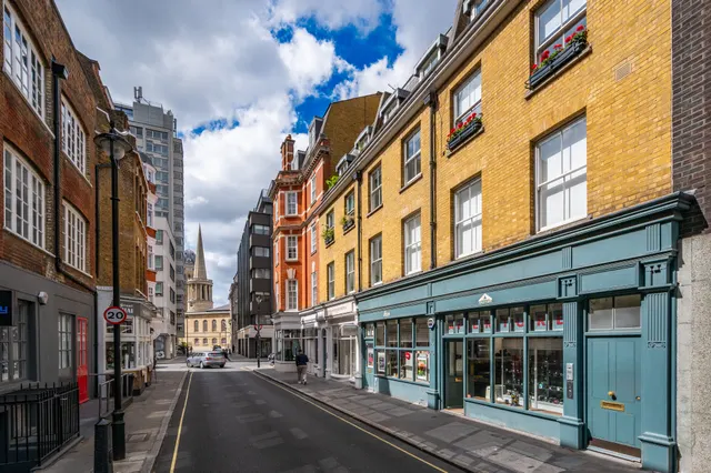 Apartment 2, 19 Riding House Street, London, photo 1