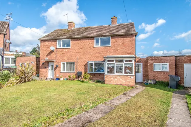 Photo 2 — Cobham Close, Bromsgrove, Worcestershire, B60 3LA