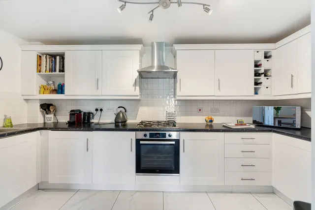 Photo 3 — Lentworth Court, Liverpool, Liverpool, L17 6GD