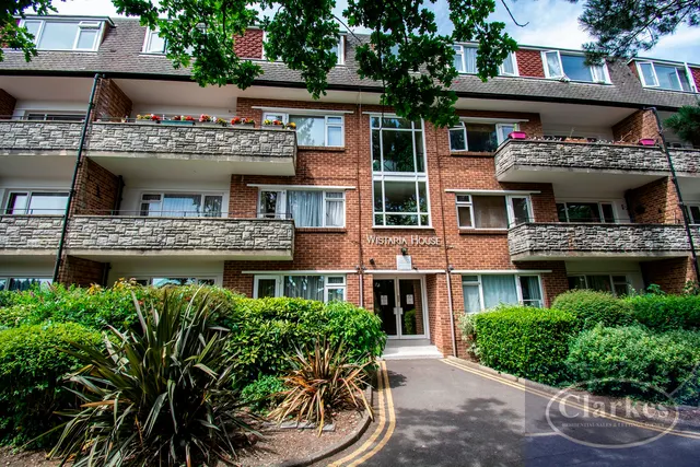 Redhill Drive, Dorset, photo 1