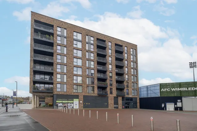 Plough Lane, London, SW17, photo 2