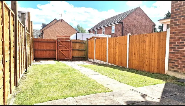 Bloomfield Road, Tipton, DY4, photo 2