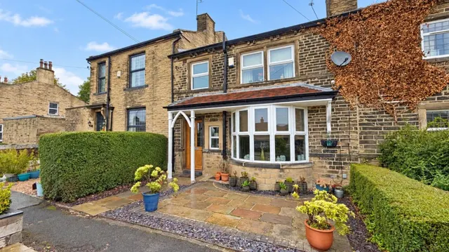 Moorside Road, Eccleshill, photo 1